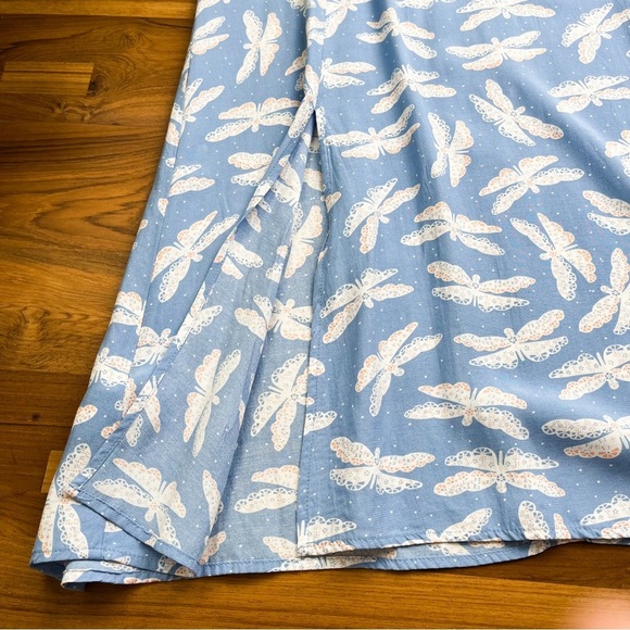 LOFT Butterfly Flutter Sleeve Midi Dress Sz 4 Blue/White Fluid Front‎ Slit - Picture 8 of 8